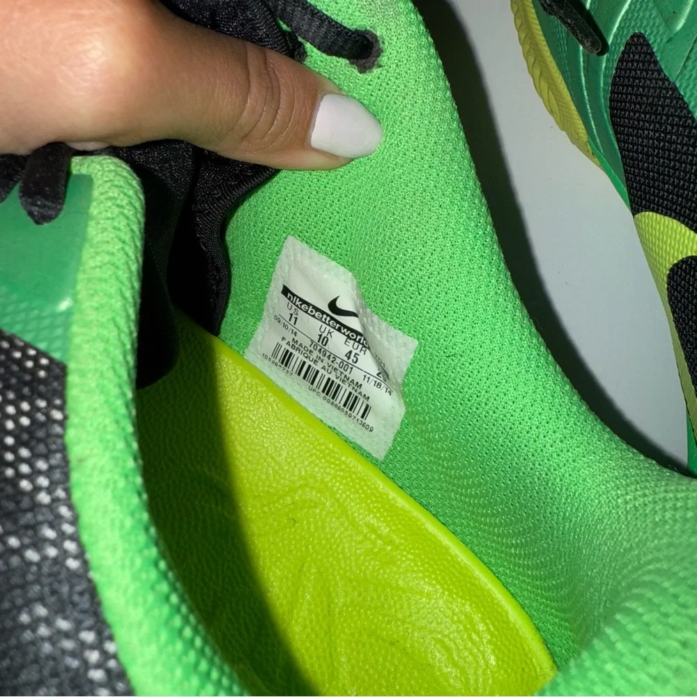 NIKE KB Mentality Kobe Bryant Black/Volt/Poison Green Men's Sneakers Size 11 - Picture 9 of 9